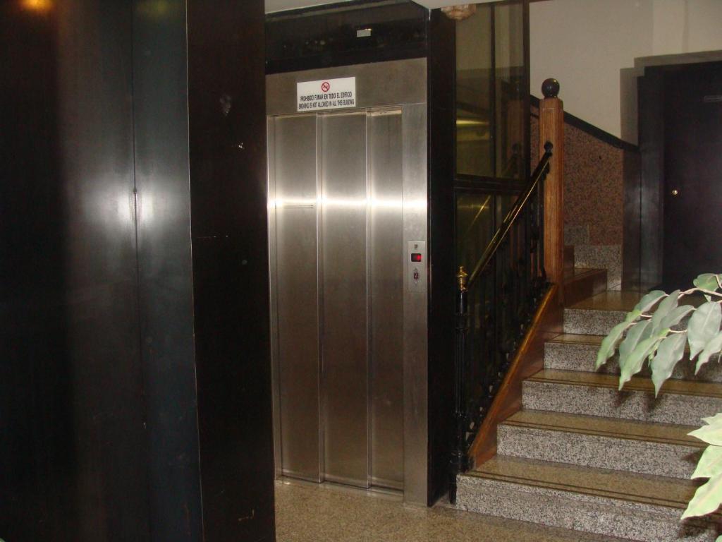 Inter Puerta Del Sol Pension Madrid Oda fotoğraf